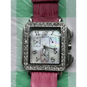Geneve Silver Tone Mother Of Pearl Dial Women’s Quartz Watch